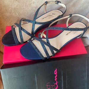Women’s Dress Shoes “Touch of Nina”